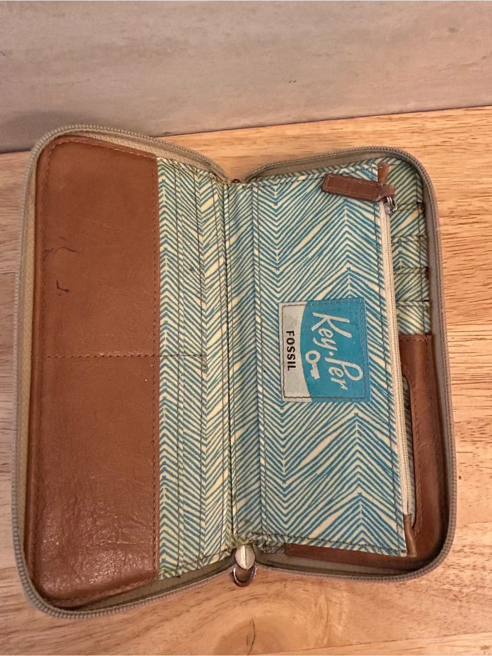 Fossil Teal and Tan Zip Wallet with Herringbone Accent